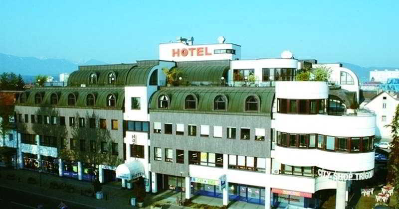 Skycity Hotel Atrigon Klagenfurt am Woerthersee Exterior photo