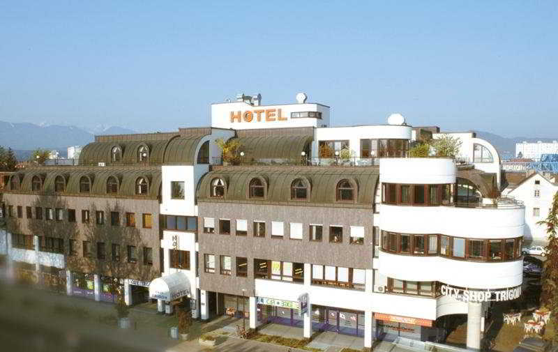 Skycity Hotel Atrigon Klagenfurt am Woerthersee Exterior photo